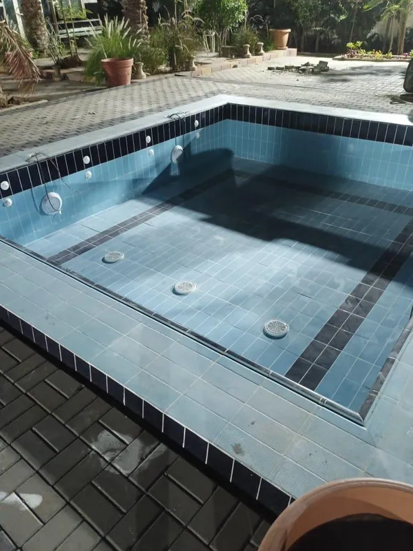  إنشاء المسابح من شركة كيان الشرق